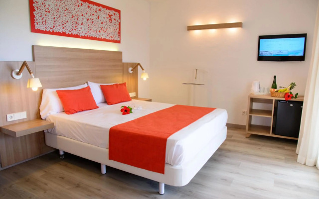 Cala Llenya Resort Ibiza