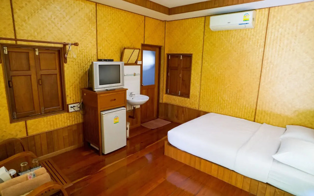 Baan Siriporn Resort