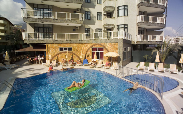 Kleopatra Tower Suite Hotel
