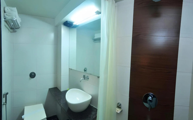 Hotel Poonam