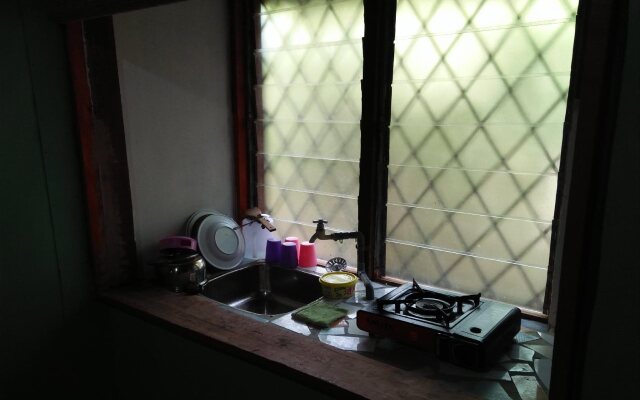 Cahayakaseh GuestHouse