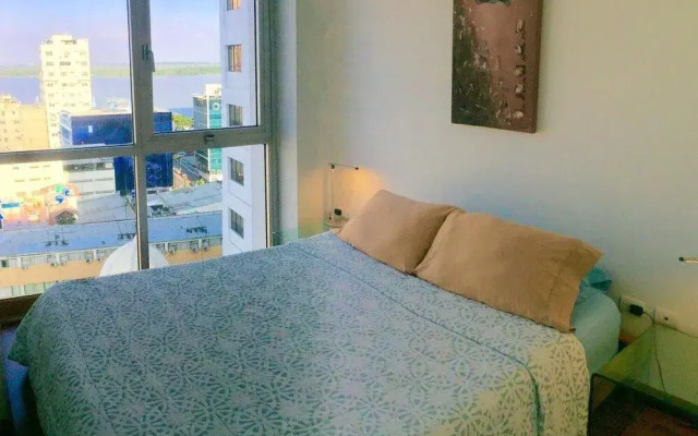 Deluxe Highrise River & City View Flats Gye
