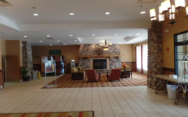 DoubleTree by Hilton Owatonna