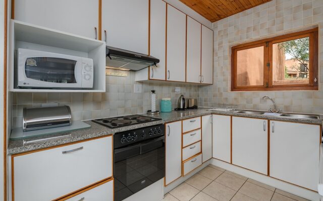 San Lameer Villa Rentals 10301