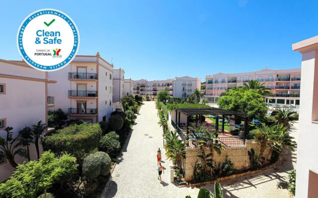B73 - Luz Sun Holiday Apartment