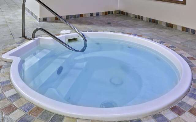 Super 8 by Wyndham Caraquet