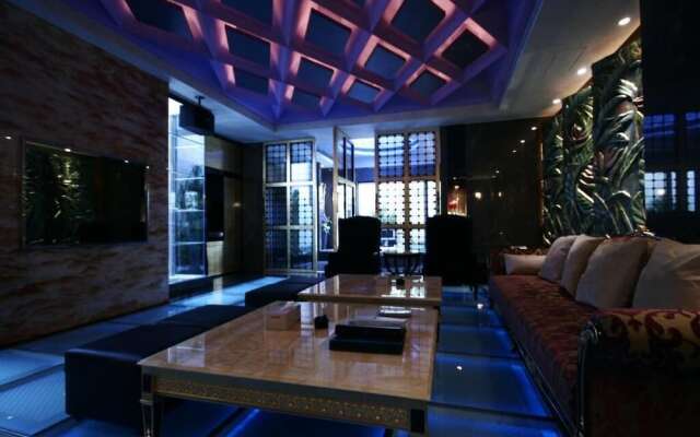 THE YORKER De'luxe Motel