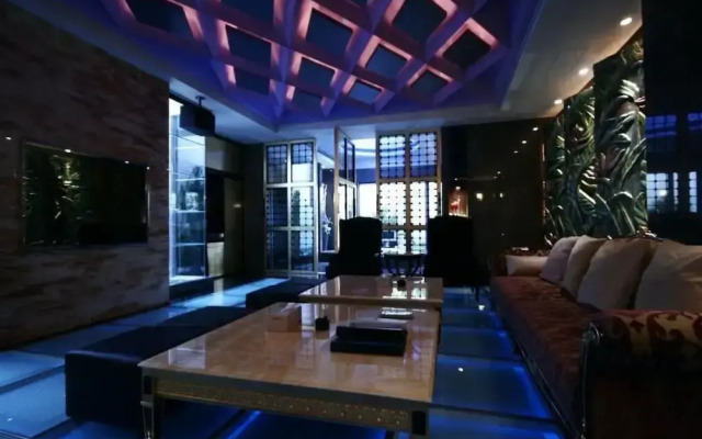 THE YORKER De'luxe Motel