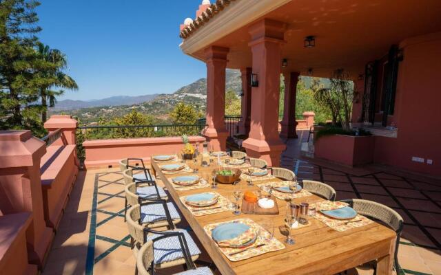 Villa de Lujo para familias y empresas