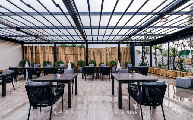 Atour Hotel, Shanghai Expo Center,Yaohua Road