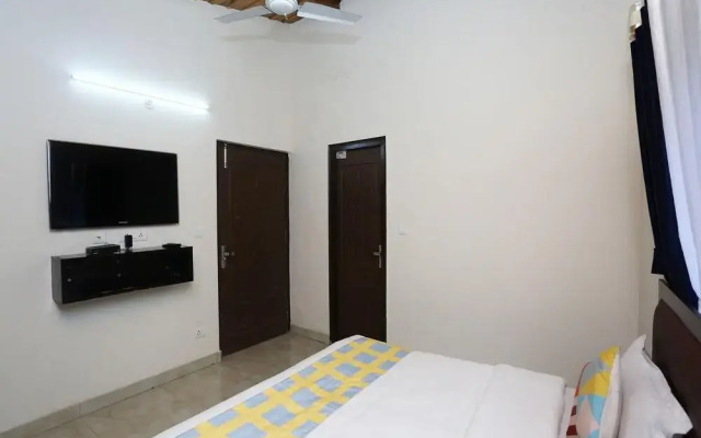 Oyo 19001 Home Elegant 1bhk Bhowali