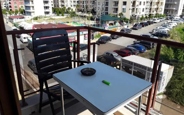 Studio 200 m море