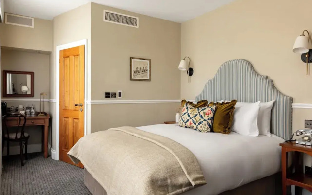The Drayton Court Hotel
