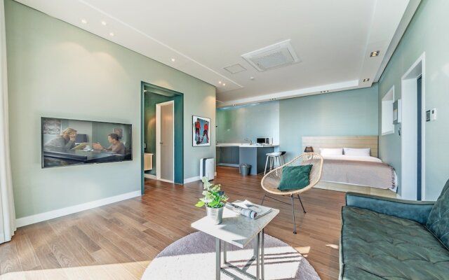 Namhae Lounge 32 Resort C