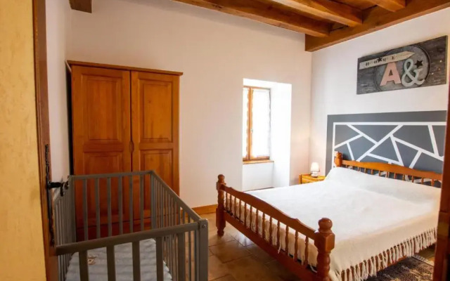 Gîte Saint-Crépin-et-Carlucet, 5 pièces, 12 personnes - FR-1-616-108