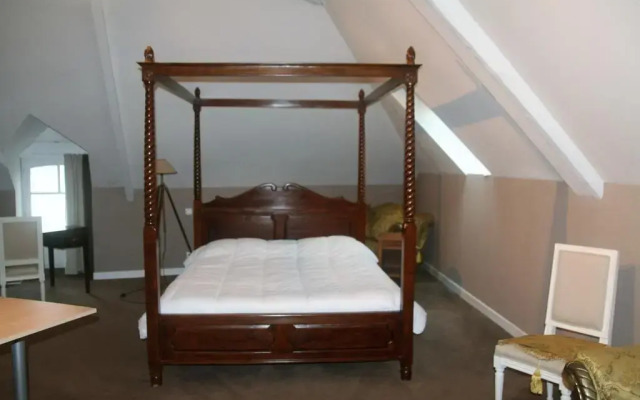 Brit Hotel La Guinguette