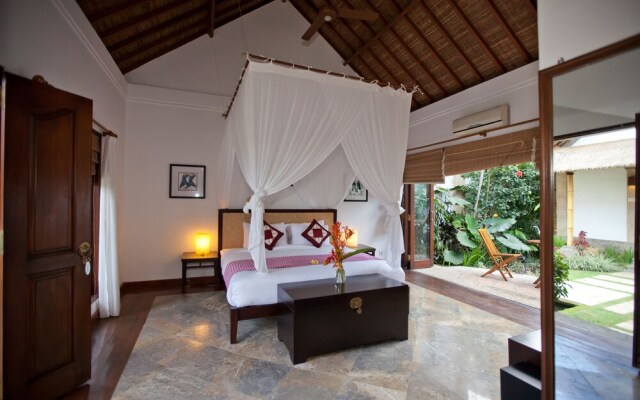 The Junno Villa