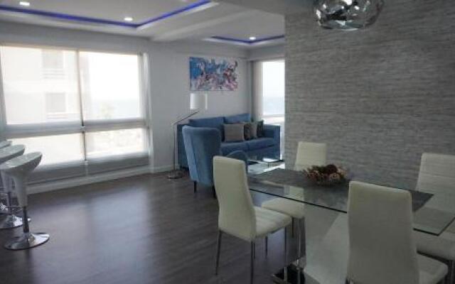 Lazuli Beachfront Apartment 144