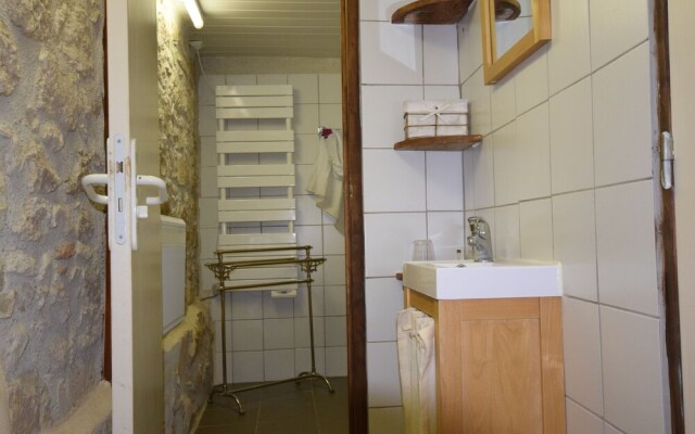 Rustic Castle in Bon-Encontre with Terrace