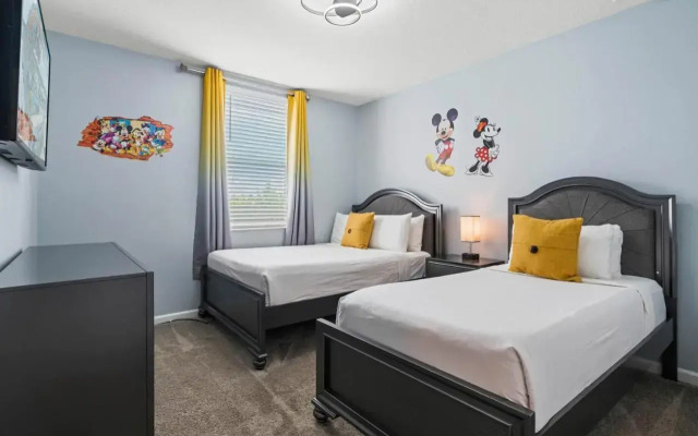 1151 Drop Lane