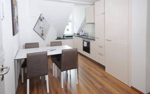 Luxury Apartments by Livingdowntown