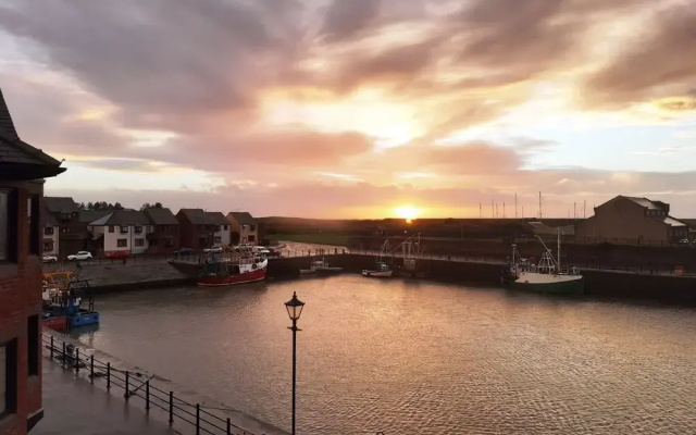 Harbour Side