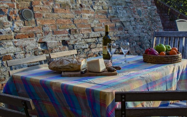 Torre di Meo Castelnuovo Delsa