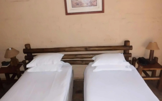 Bains Lodge