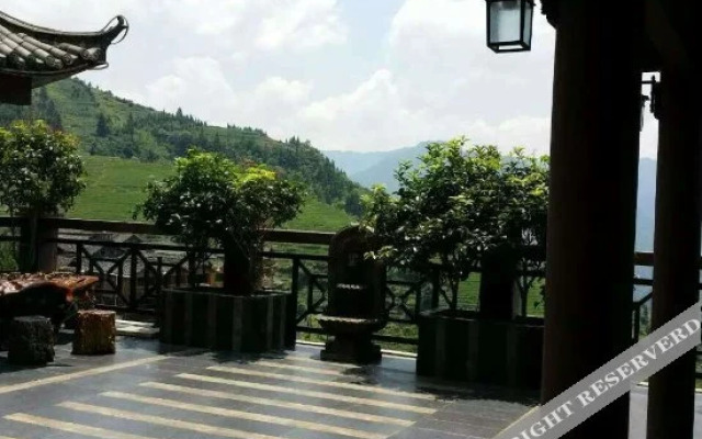 Shenlongtang Hotel