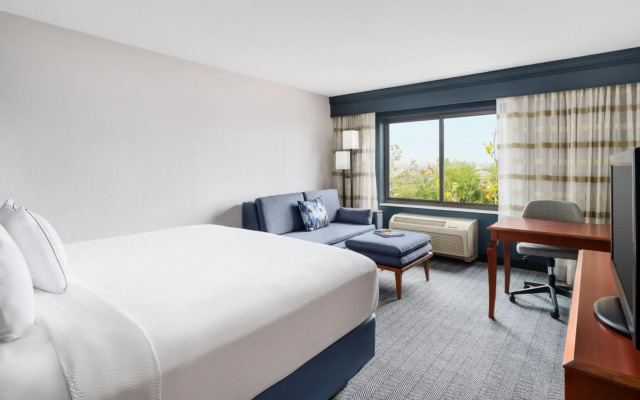 Courtyard by Marriott Sacramento Folsom