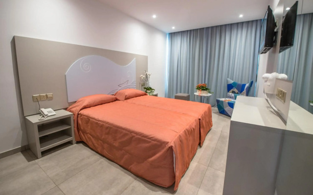 Nicholas Color Hotel