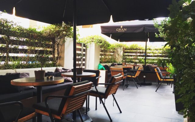 Mc Queen Rooms & Apartments