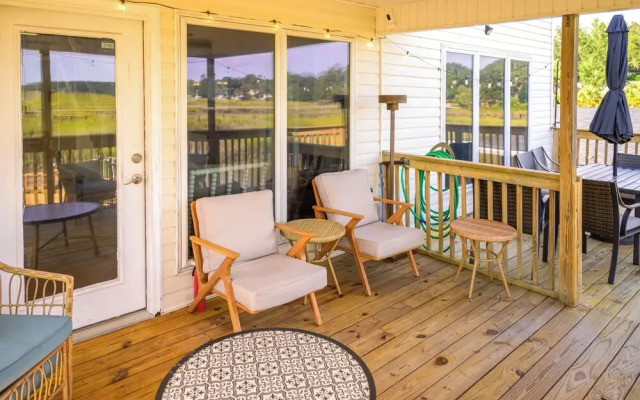 Riverfront Savannah Retreat w/ Private Dock!