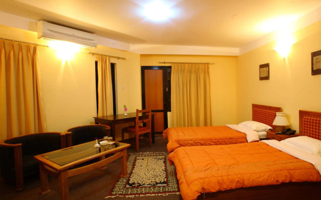 Royal Astoria Hotel