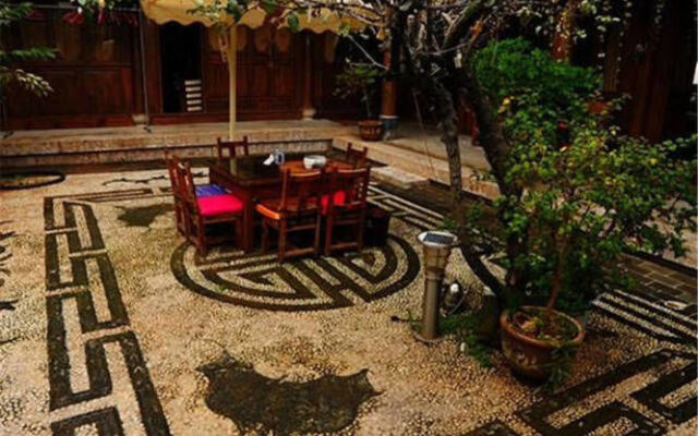 Lijiang Ancient City Ayutaya Hostels