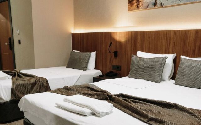 Titiz Hotel