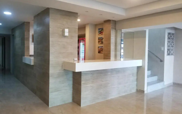 Hotel Uzi Mar