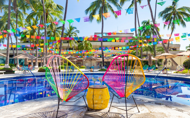 Villa del Palmar Residences