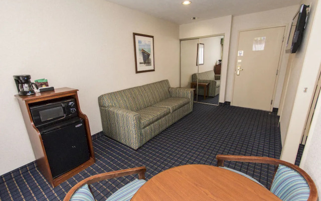 Cedar Point's Sandcastle Suites