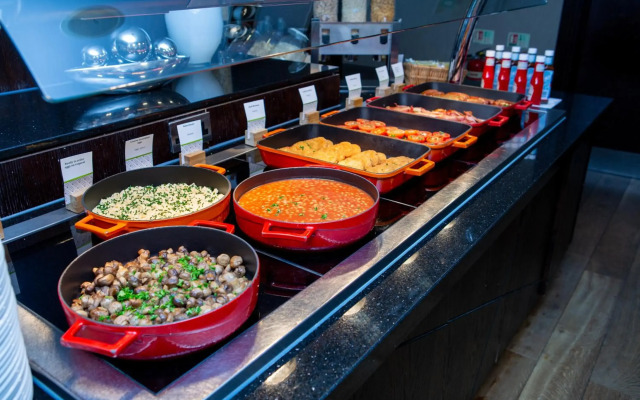 DoubleTree by Hilton London - Ealing Hotel