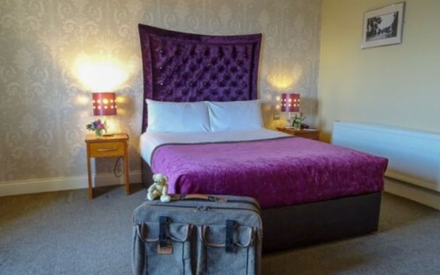 Raheen Woods Hotel