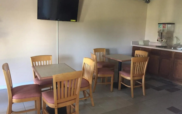 Americas Best Value Inn Manchester, TN