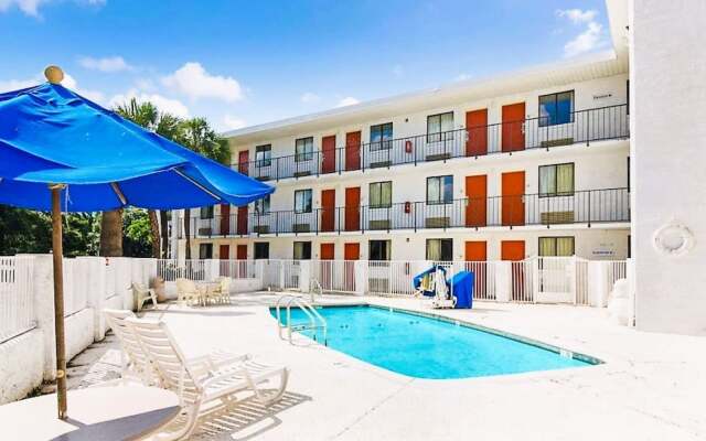 Motel 6 Mobile North