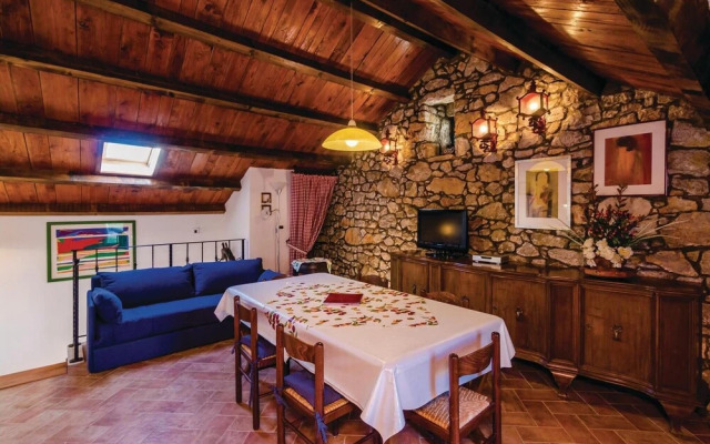 Awesome Home in Kuna Peljeska With Wifi and 4 Bedrooms