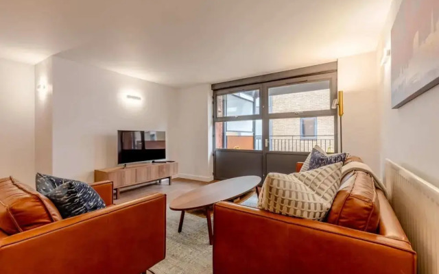 Modern And Spacious 2 Bedroom in Central London