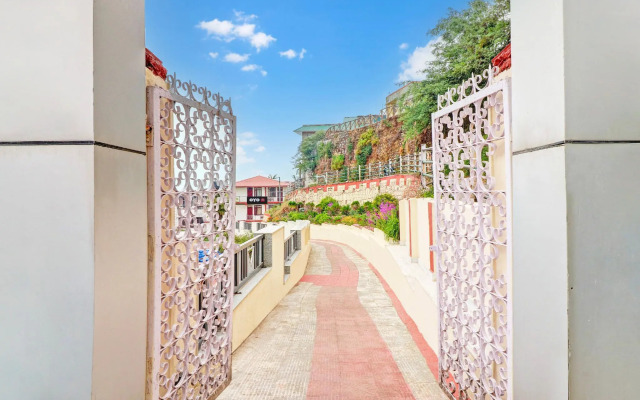 Capital O 3639 Hotel Pioneer