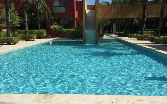 Latinos Luxury Suites