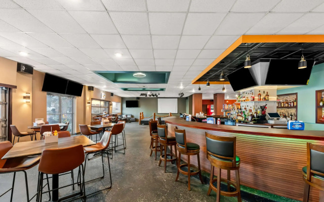 Comfort Inn & Suites Omaha Central