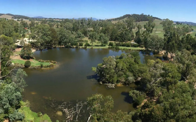 The Burrow At Wombat Bend
