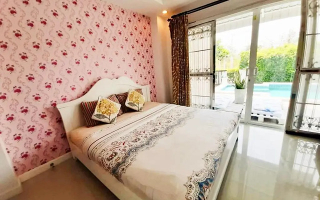 บ้านแฟมิลี่ ปาร์ตี้ พูลวิลล่า หัวหิน ใกล้เซเว่น 3ห้องนอน รองรับ 6-15 คน